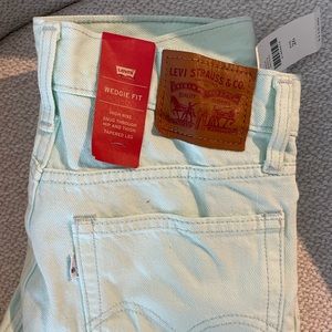Levi jeans cropped and cuffed